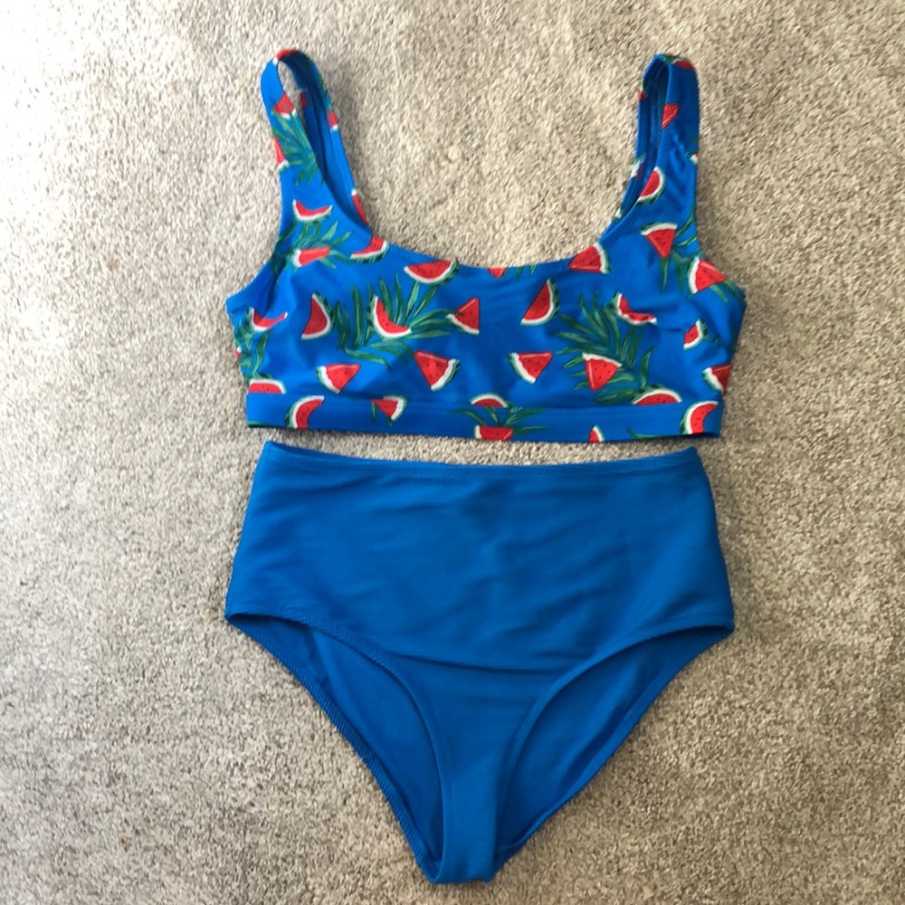 Ribbed high waisted swim bottoms